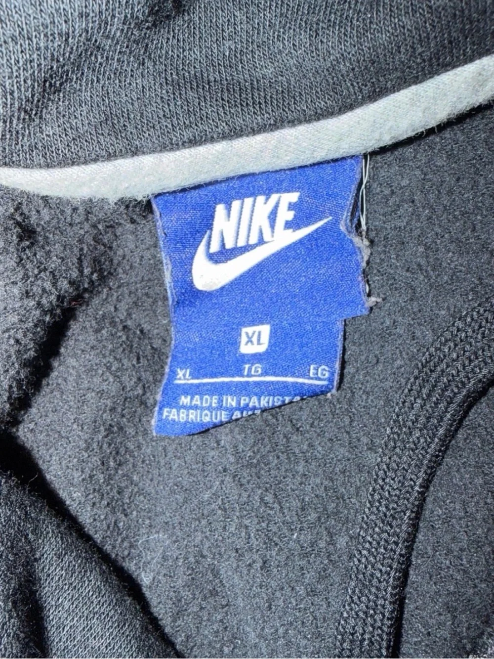 Nike Women’s Black Funnel Neck Full Zip Sweatshirt Sportswear XL